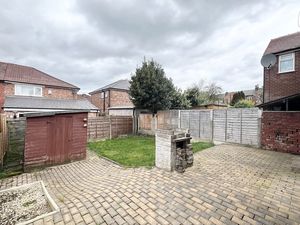 Photo 16- click for photo gallery